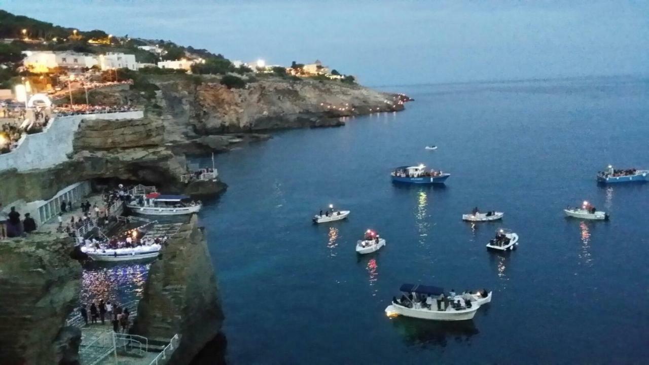 Villa Alda - Bilocali Vista Mare سانتا سيزاريا تيرمي المظهر الخارجي الصورة