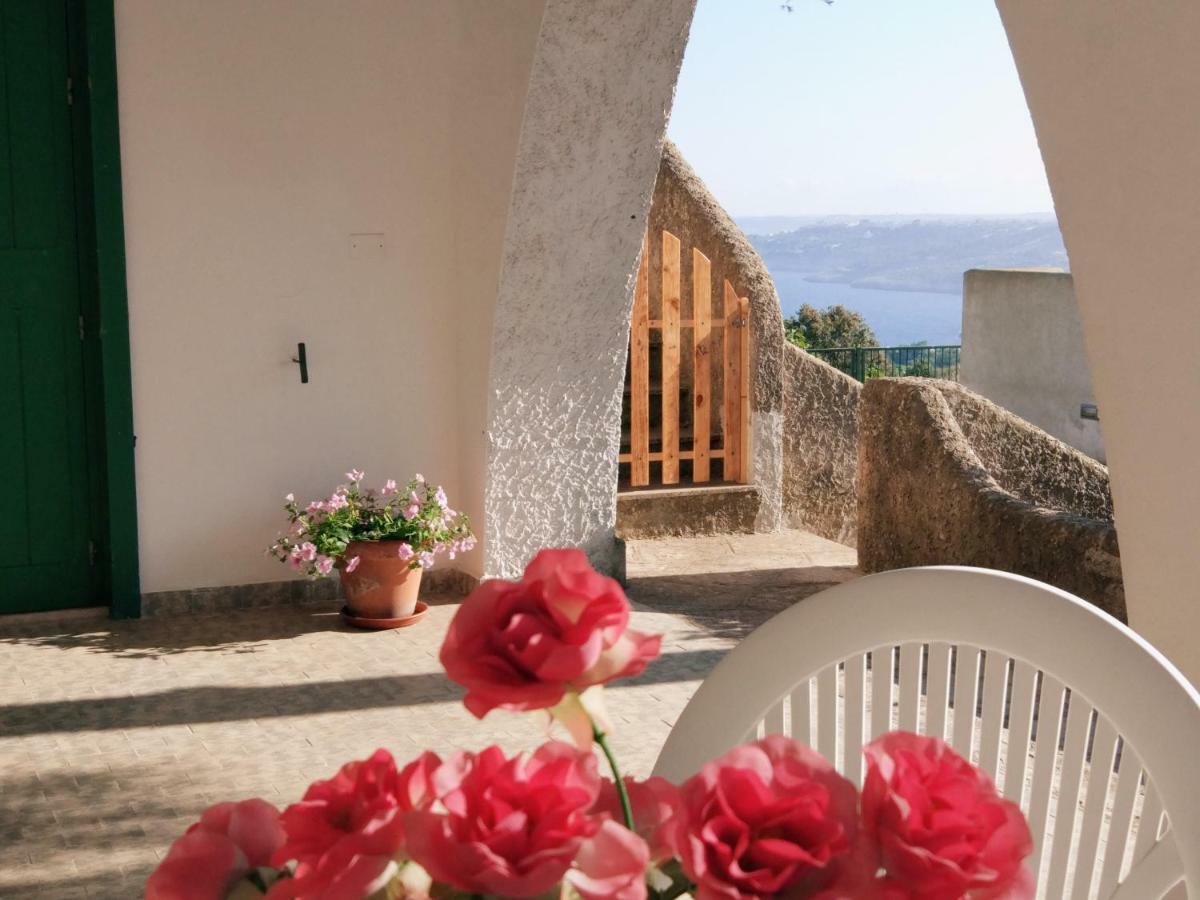 Villa Alda - Bilocali Vista Mare سانتا سيزاريا تيرمي المظهر الخارجي الصورة