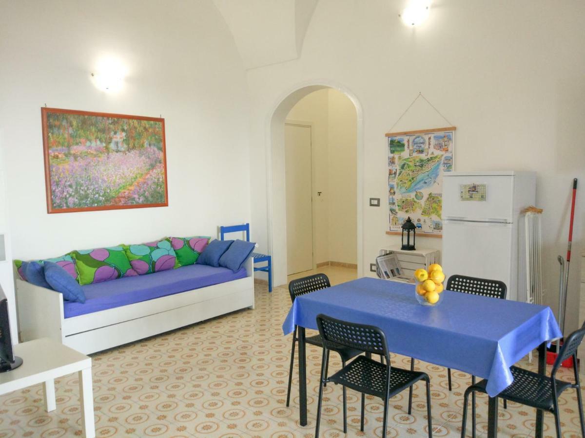 Villa Alda - Bilocali Vista Mare سانتا سيزاريا تيرمي المظهر الخارجي الصورة