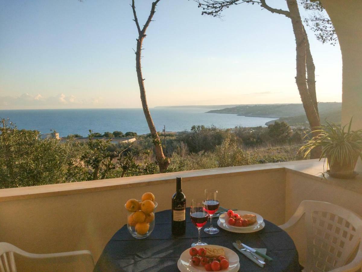 Villa Alda - Bilocali Vista Mare سانتا سيزاريا تيرمي المظهر الخارجي الصورة