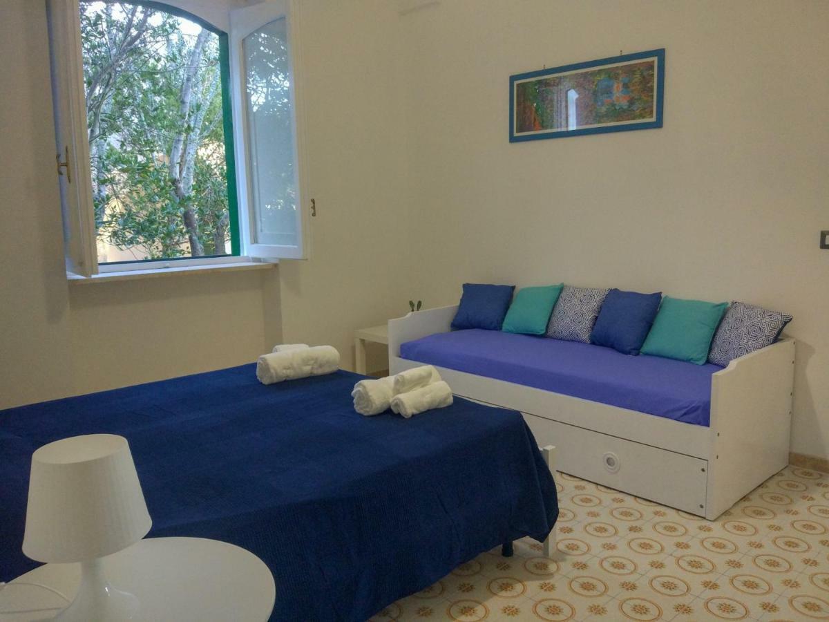 Villa Alda - Bilocali Vista Mare سانتا سيزاريا تيرمي المظهر الخارجي الصورة