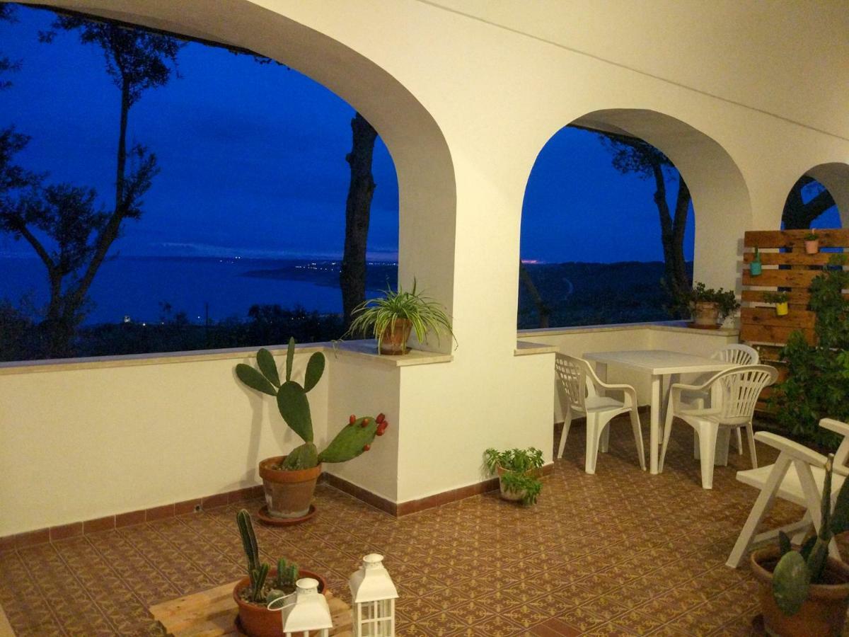 Villa Alda - Bilocali Vista Mare سانتا سيزاريا تيرمي المظهر الخارجي الصورة
