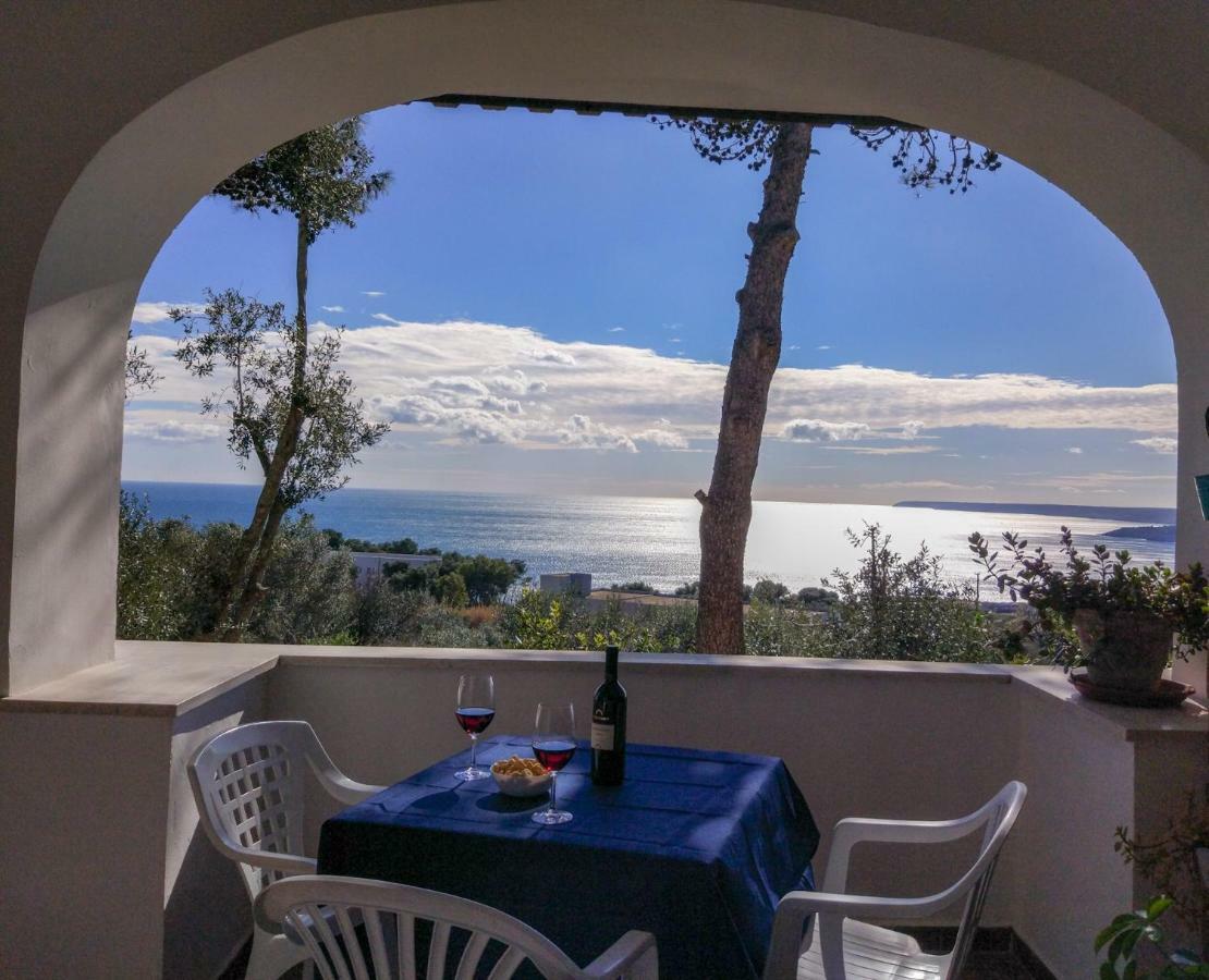 Villa Alda - Bilocali Vista Mare سانتا سيزاريا تيرمي المظهر الخارجي الصورة