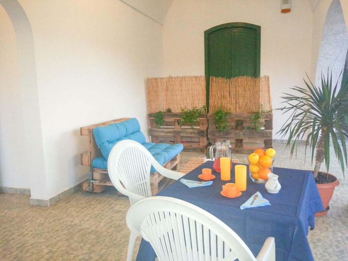 Villa Alda - Bilocali Vista Mare سانتا سيزاريا تيرمي المظهر الخارجي الصورة